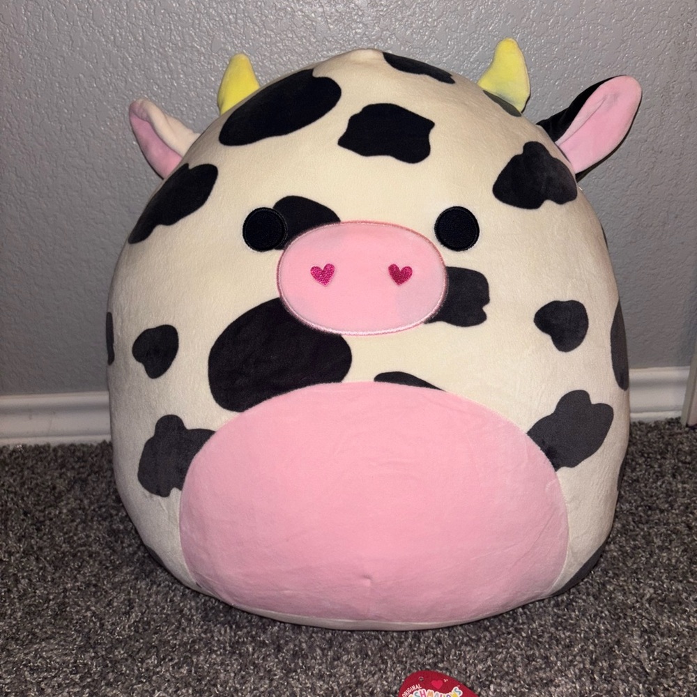 Colin Heart Nostril Squishmallow